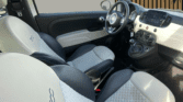 Intérieur Fiat 500 Dolcevita – tableau de bord et sièges avant d'une citadine d'occasion à Perpignan